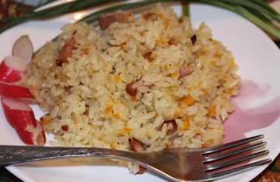 Рис с беконом в мультиварке